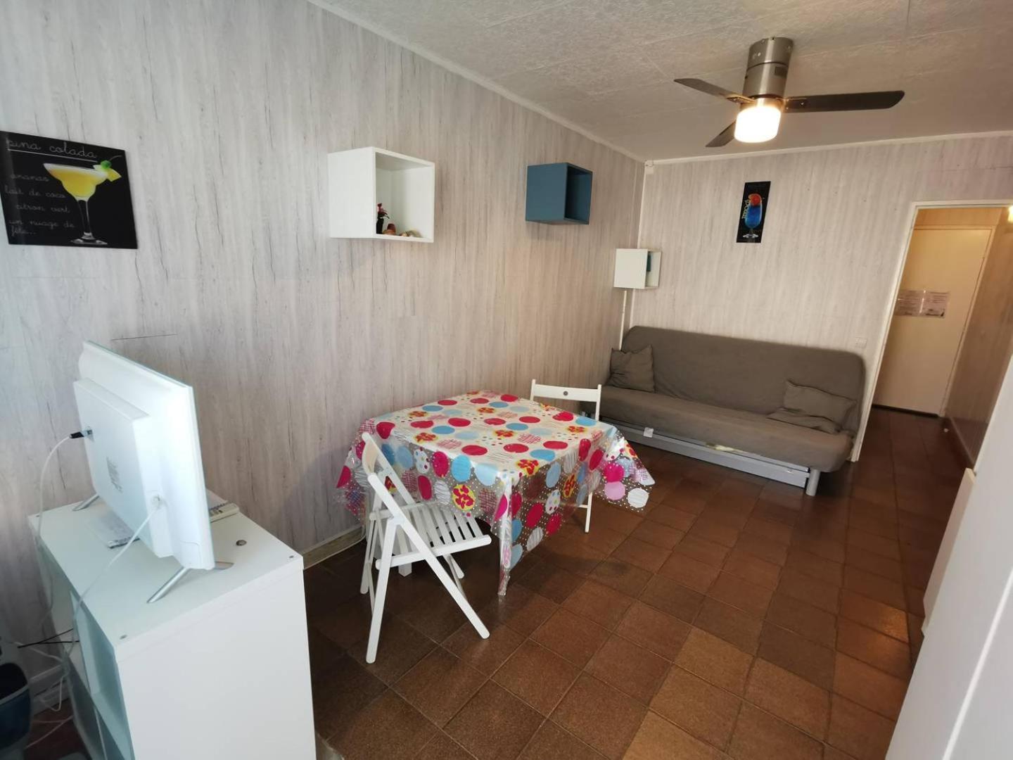 As18262 - Studio En Centre Ville Le Grau-du-Roi Εξωτερικό φωτογραφία